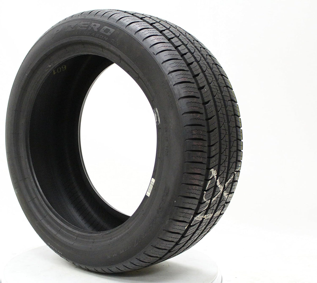 215/55R17XL 98W All-Season Radial Tire D8643